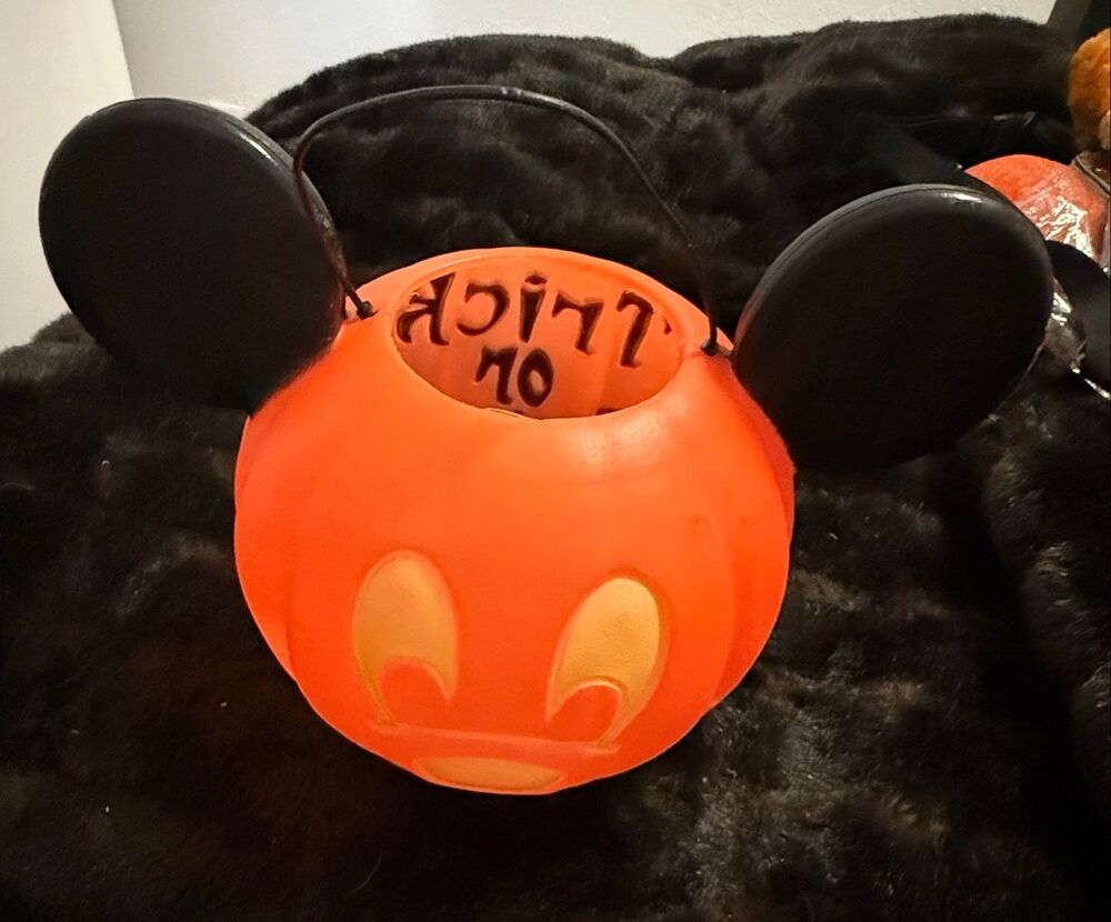 General Foam Plastics Mickey Mouse Trick or Treat Pumpkin Candy Pail Halloween